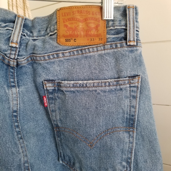 Levi's 505 C distressed jeans 33 x 32 - Picture 3 of 3